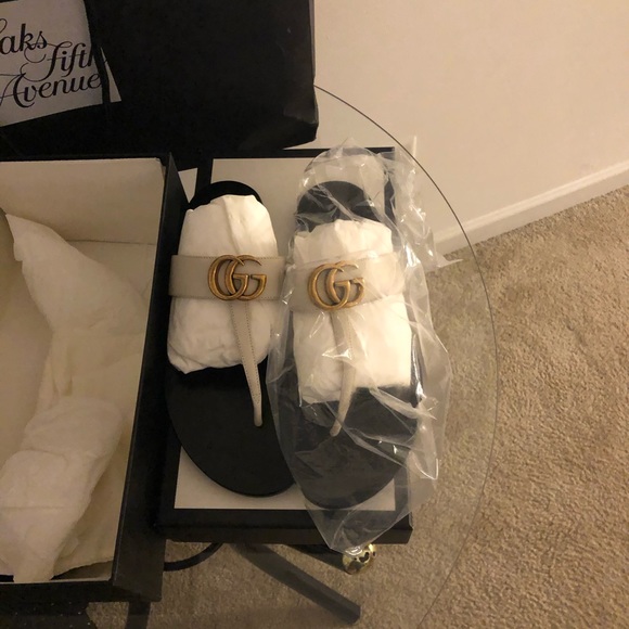Brand New GUCCI sandals - Picture 4 of 5